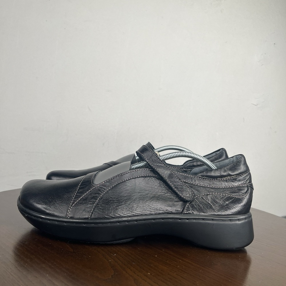Naot Shoes Women's 42 / 11 Black Leather Comfort Mary‎ Jane Loafers Wedge